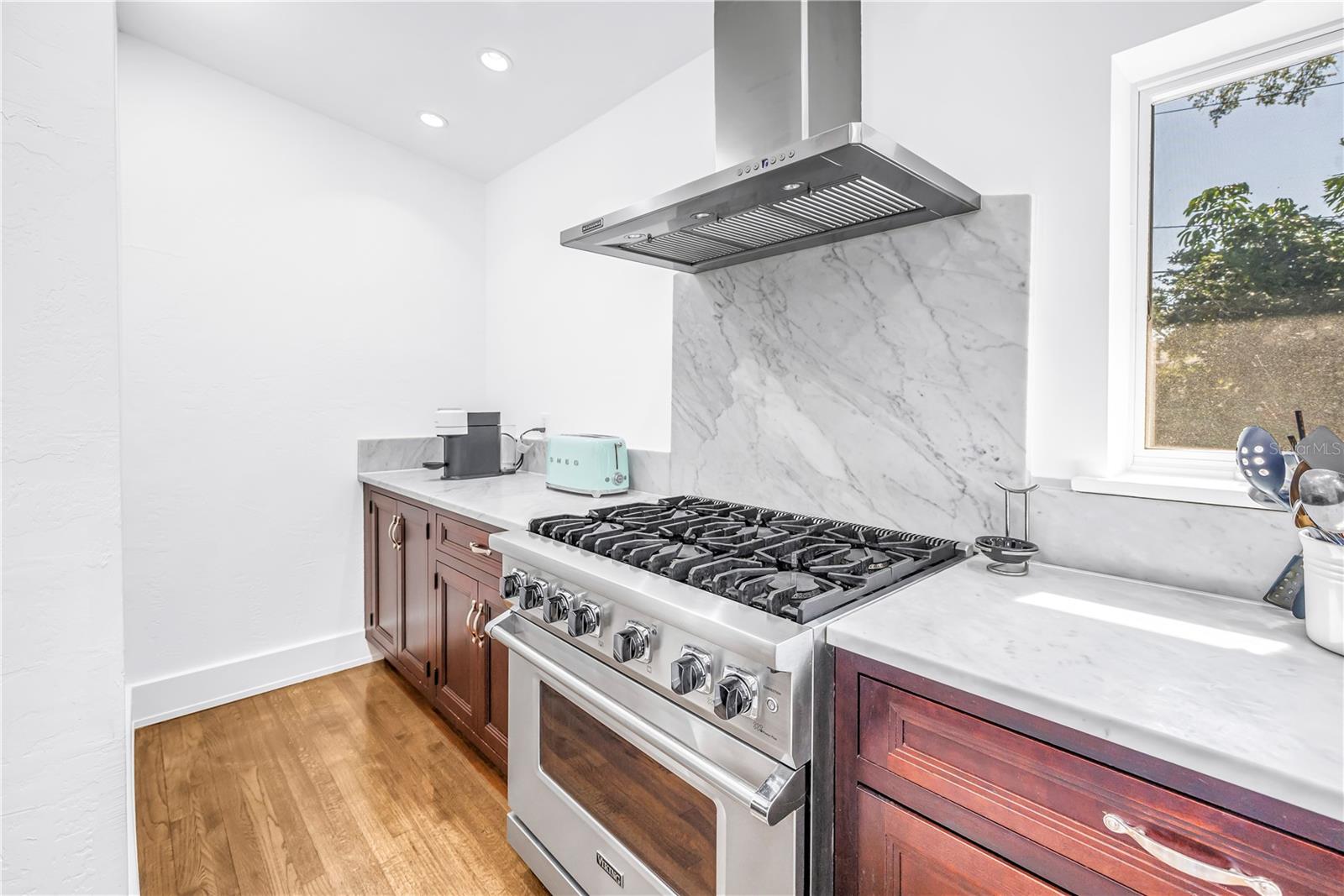 Image 22 of 60 For 209 Bandera Way Ne