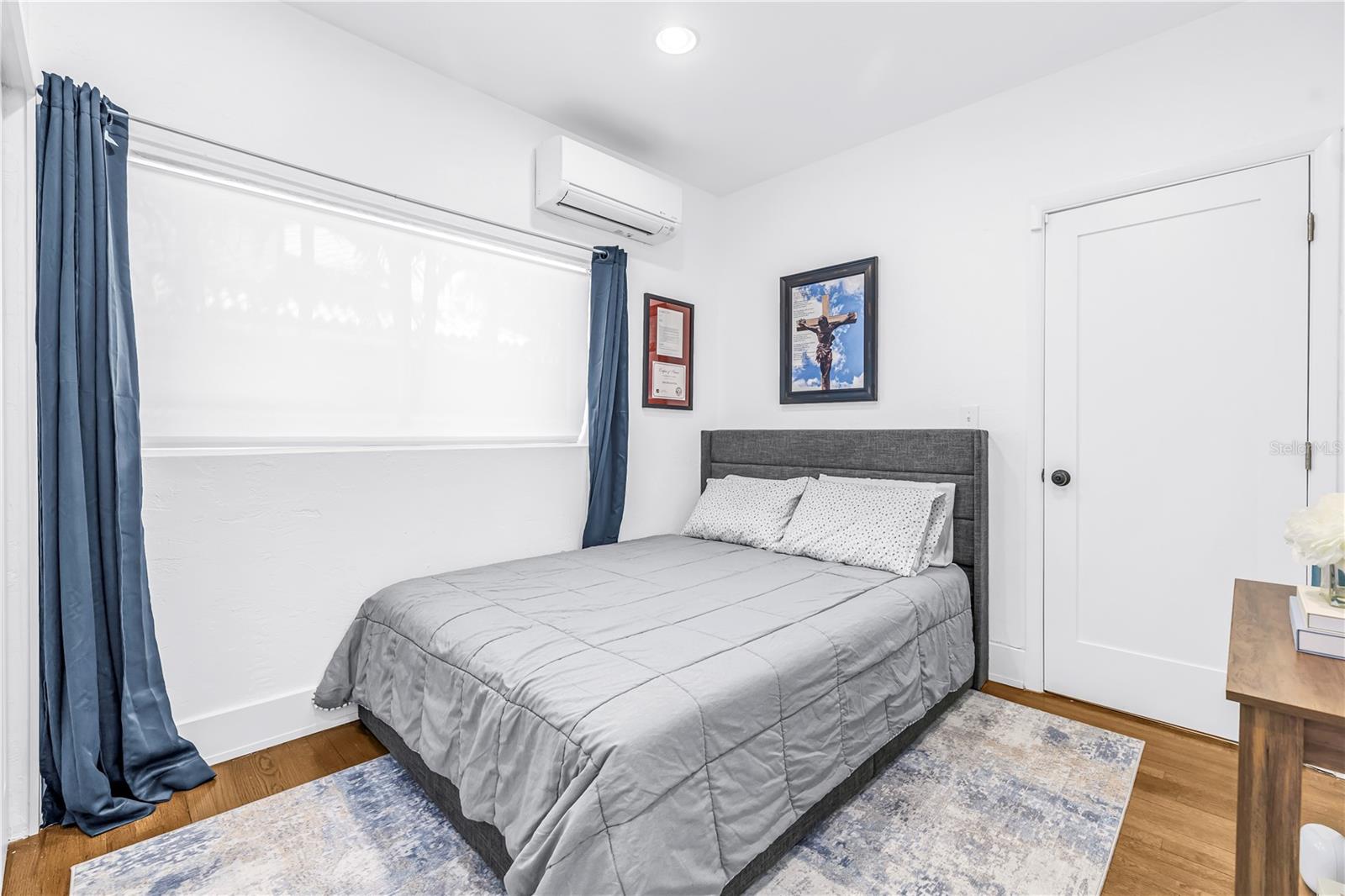 Image 35 of 60 For 209 Bandera Way Ne