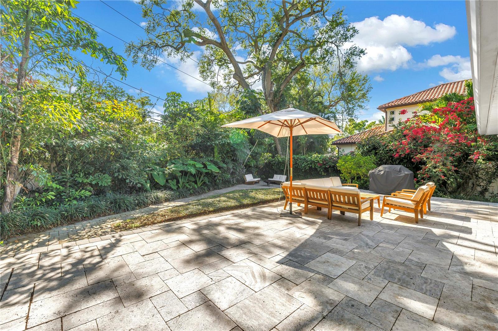 Image 37 of 60 For 209 Bandera Way Ne