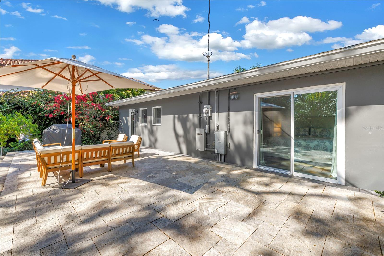 Image 41 of 60 For 209 Bandera Way Ne