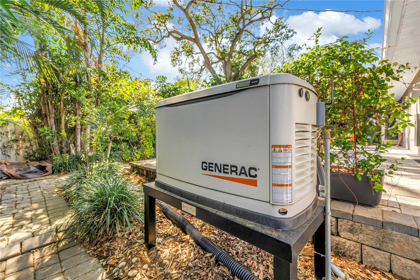 Image 49 of 60 For 209 Bandera Way Ne