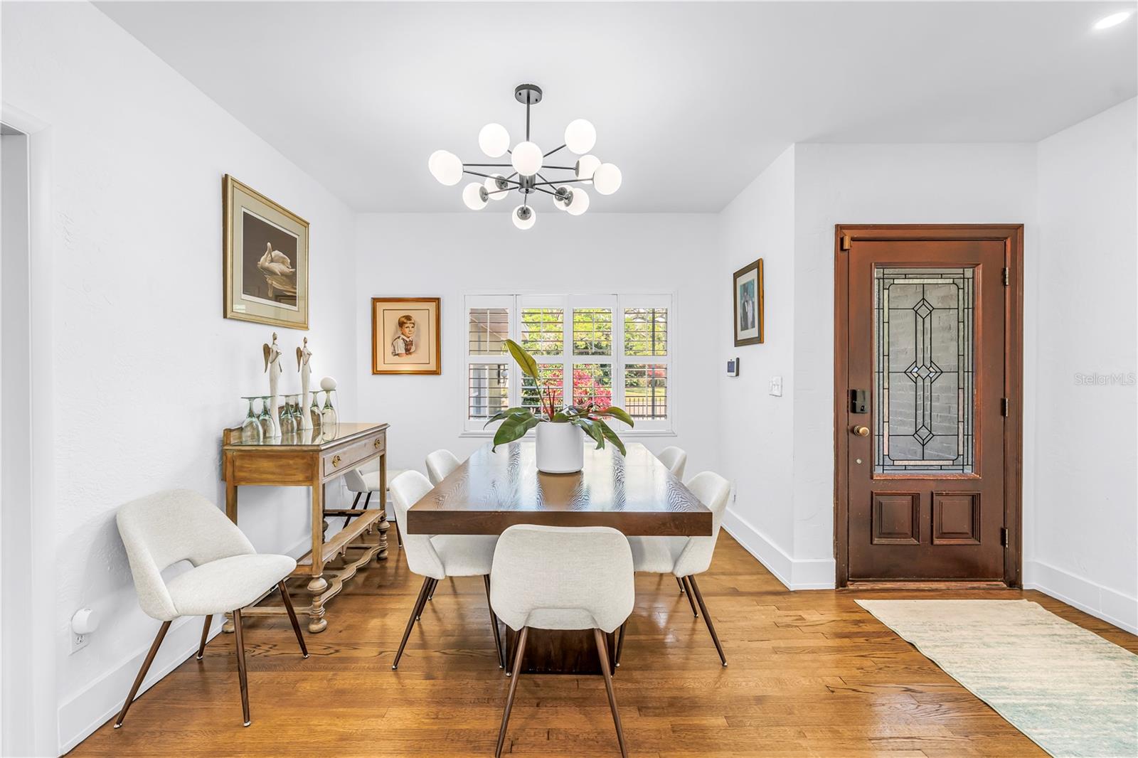 Image 8 of 60 For 209 Bandera Way Ne