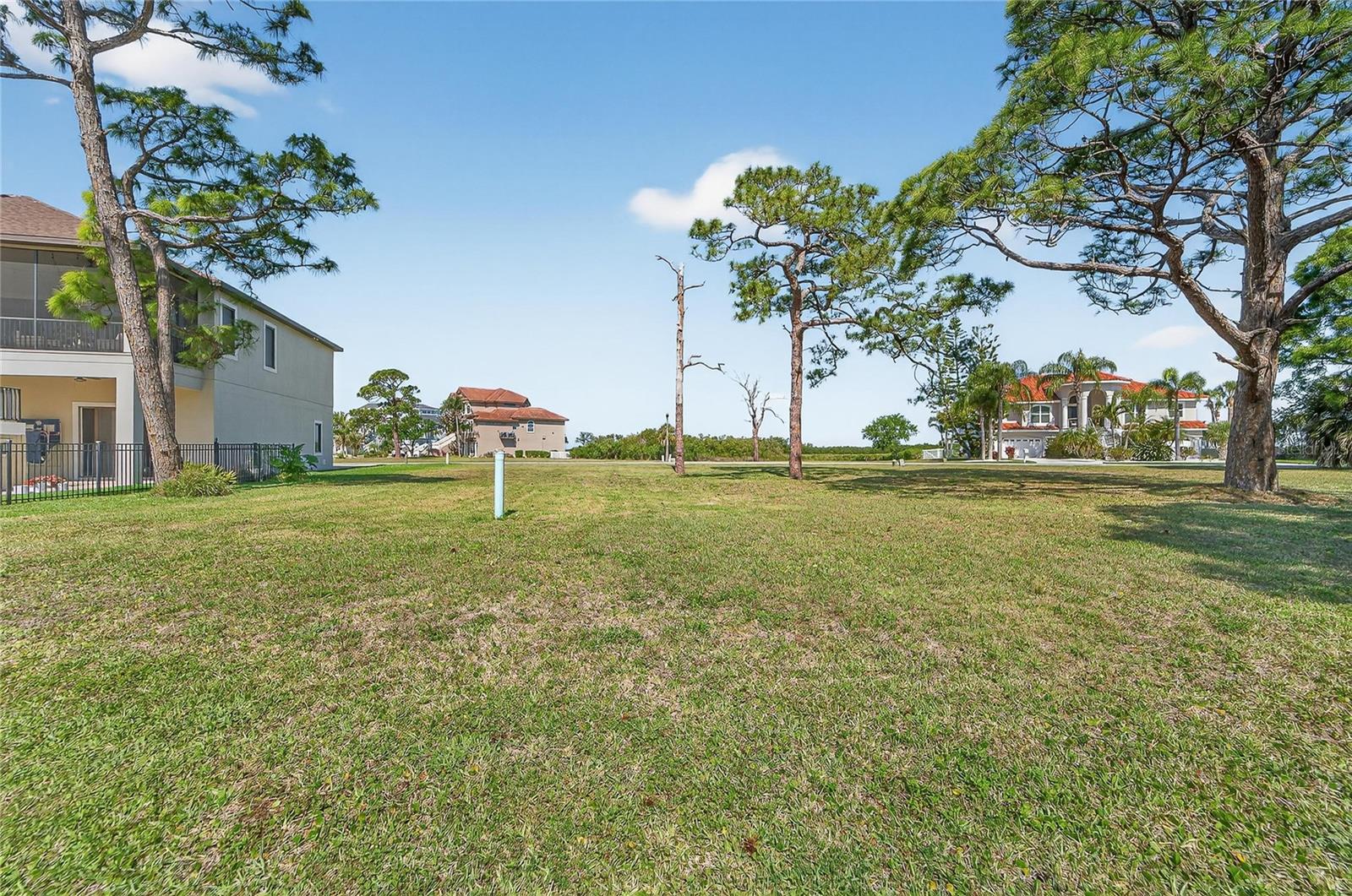 Image 12 of 26 For N Pointe Alexis Drive