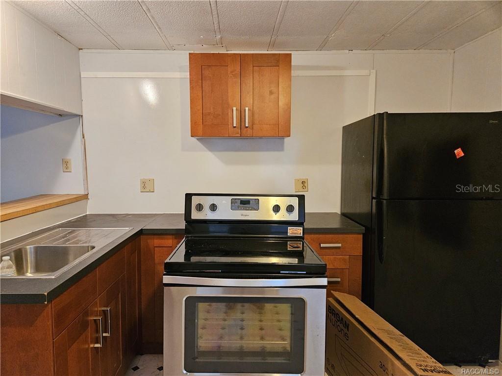 Image 2 of 24 For 89 Scarboro Avenue