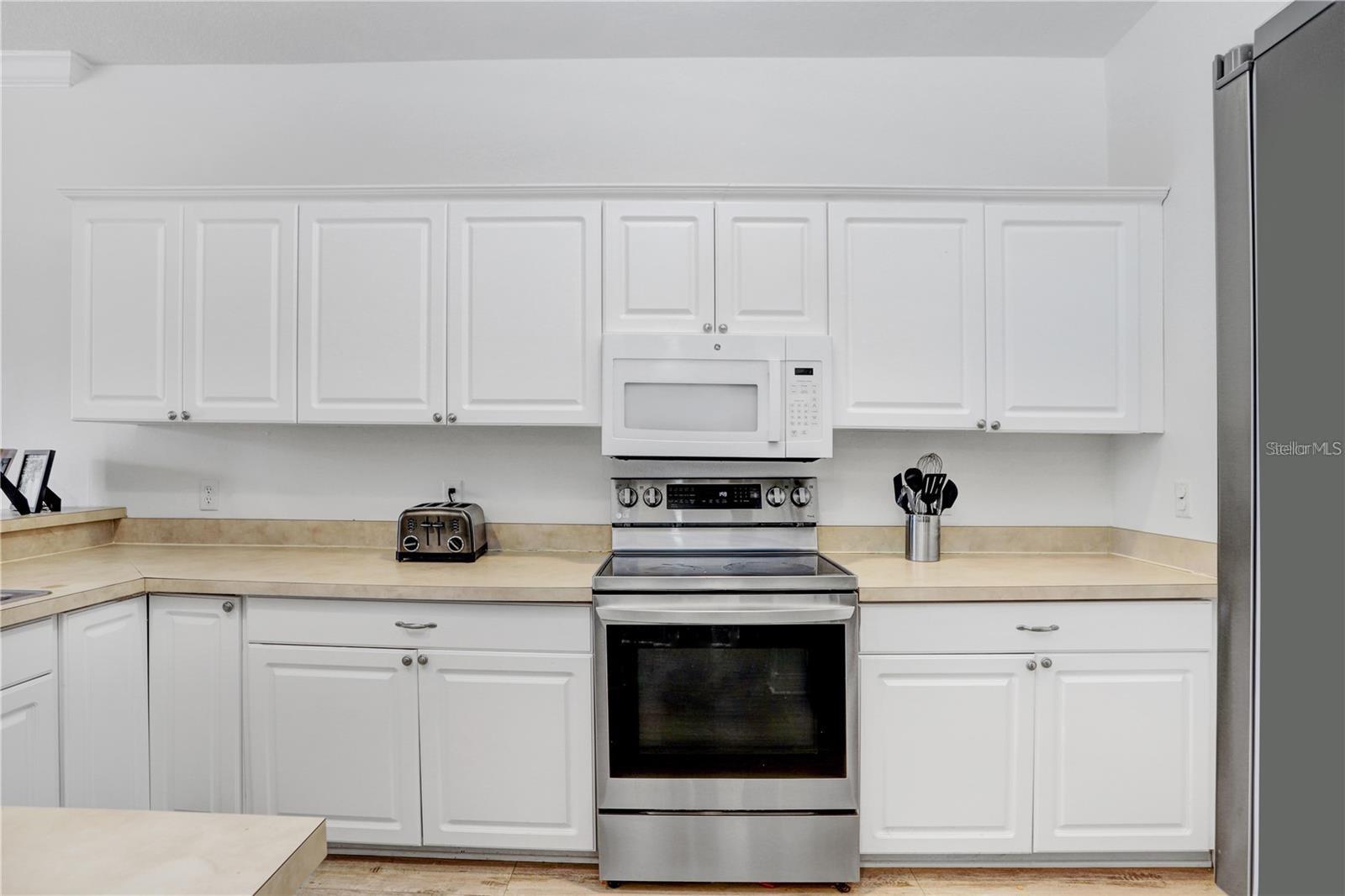 Image 11 of 35 For 6823 Kissimmee Street