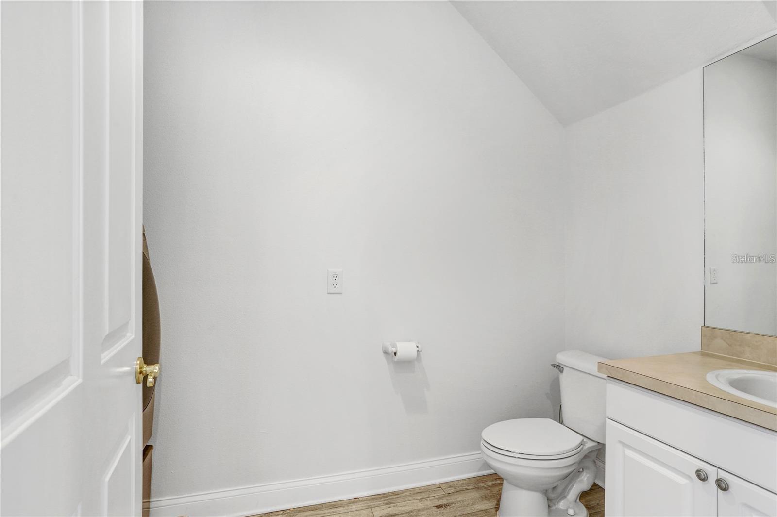 Image 14 of 35 For 6823 Kissimmee Street