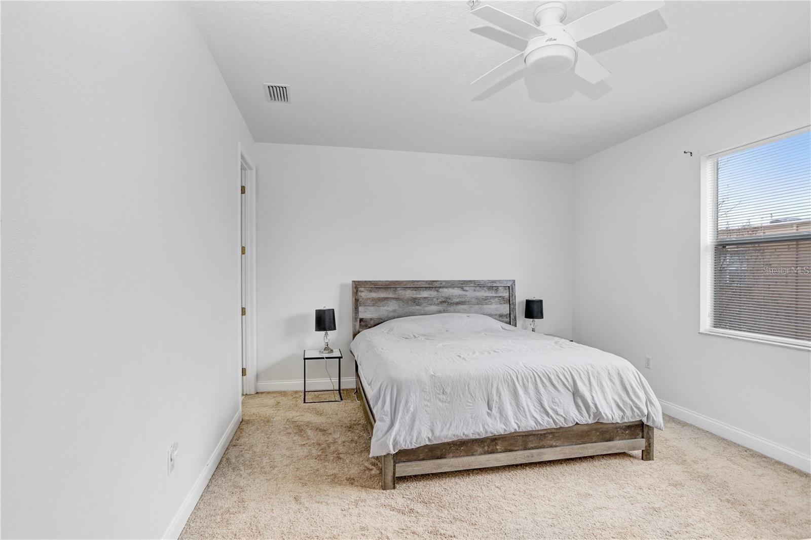 Image 18 of 35 For 6823 Kissimmee Street