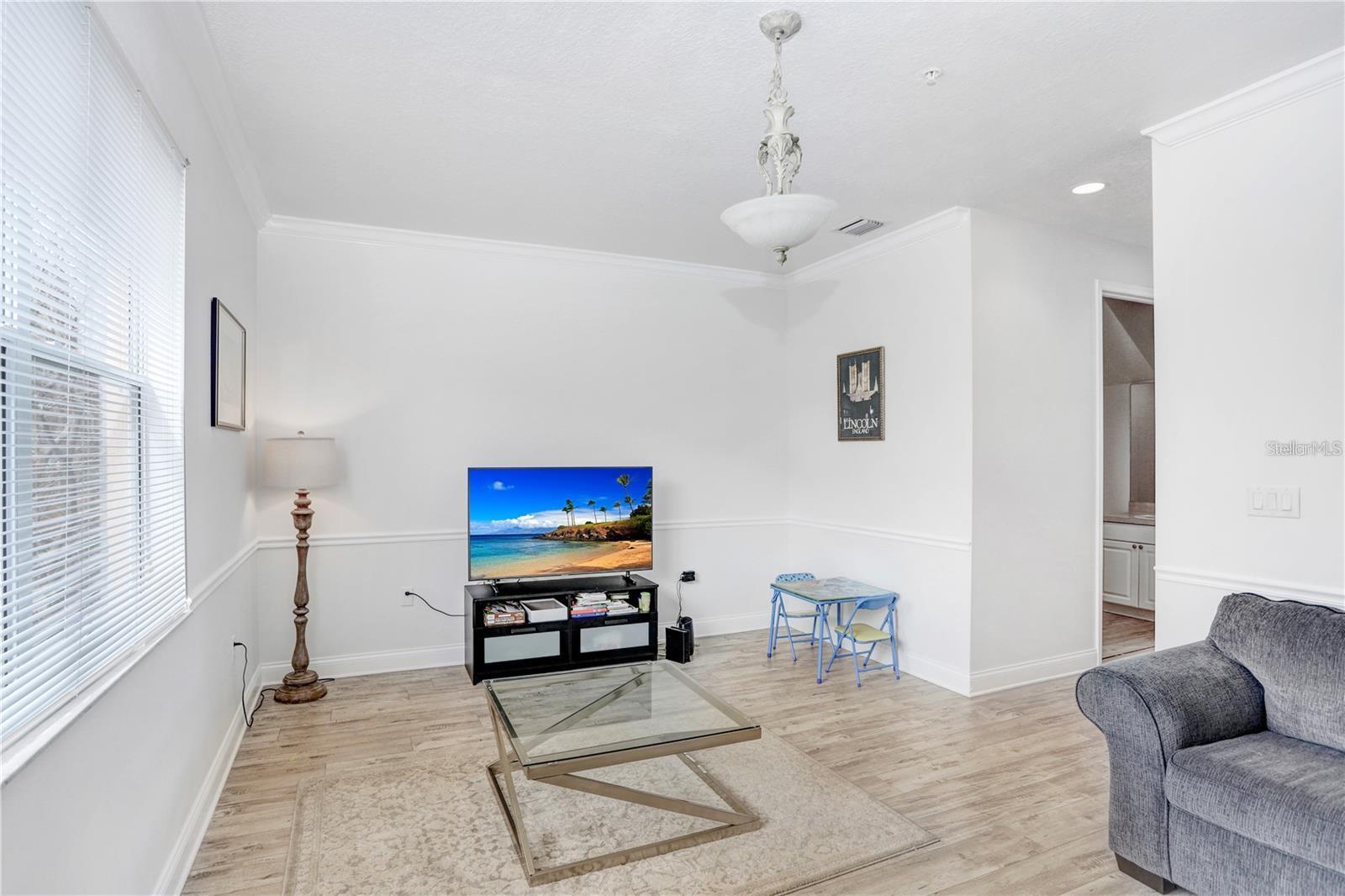 Image 19 of 35 For 6823 Kissimmee Street