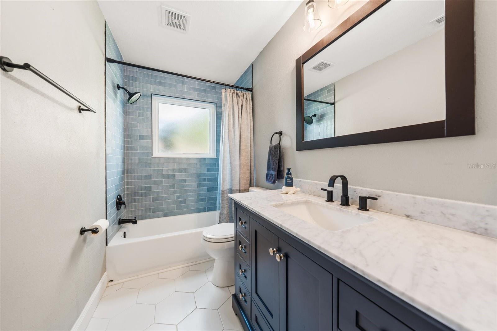 Image 27 of 52 For 2929 Longbrooke Way