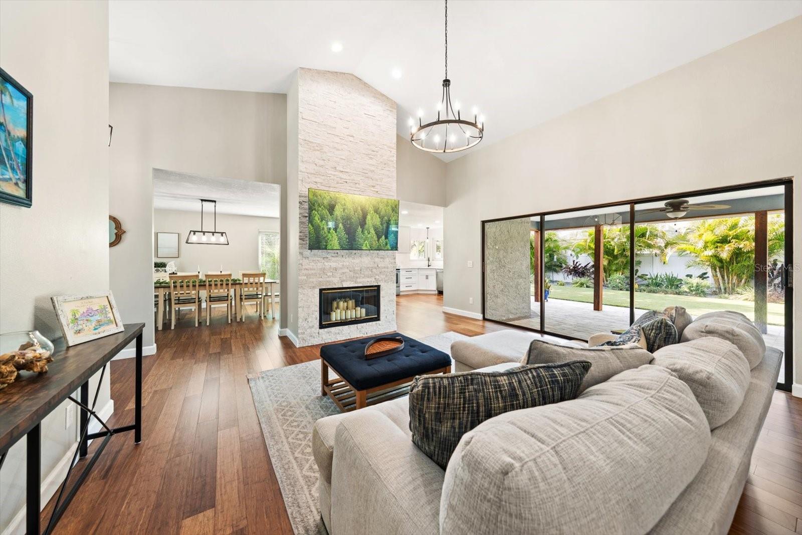 Image 8 of 52 For 2929 Longbrooke Way