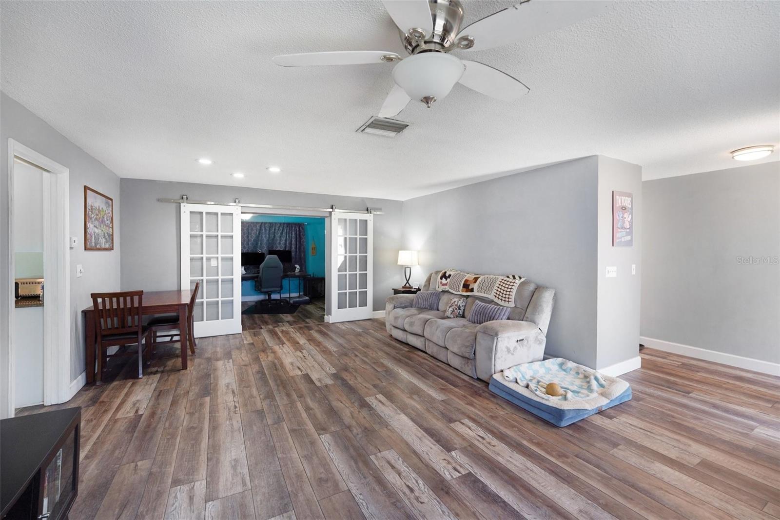 Image 6 of 33 For 2561 Blackwood Circle