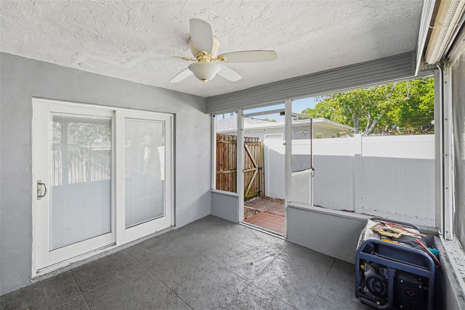 Image 8 of 33 For 2561 Blackwood Circle