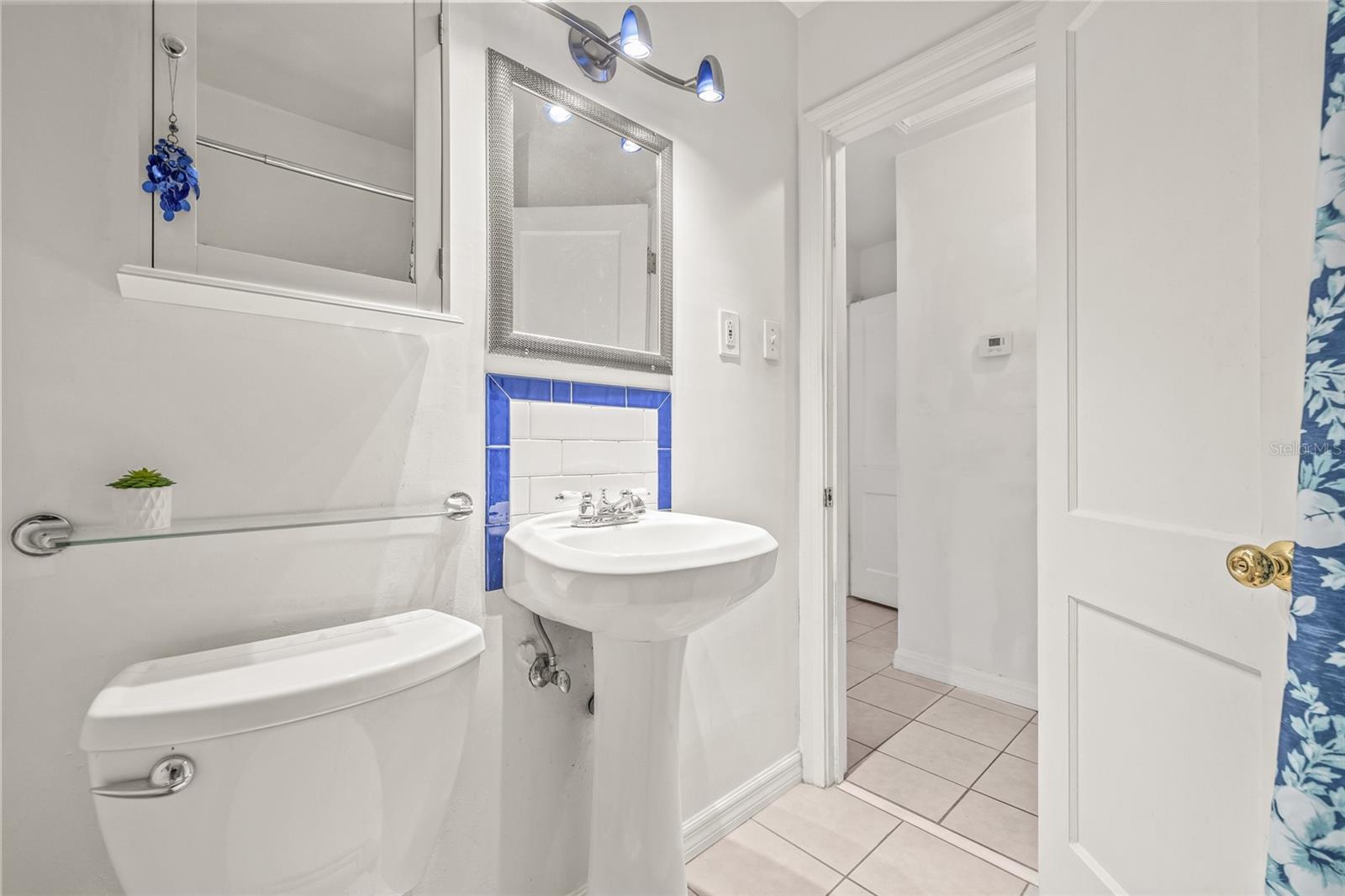 Image 17 of 39 For 7328 9th Avenue N