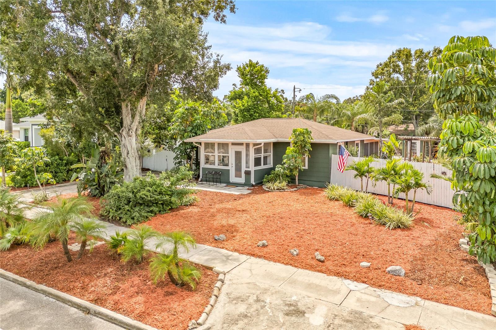 Image 2 of 39 For 7328 9th Avenue N