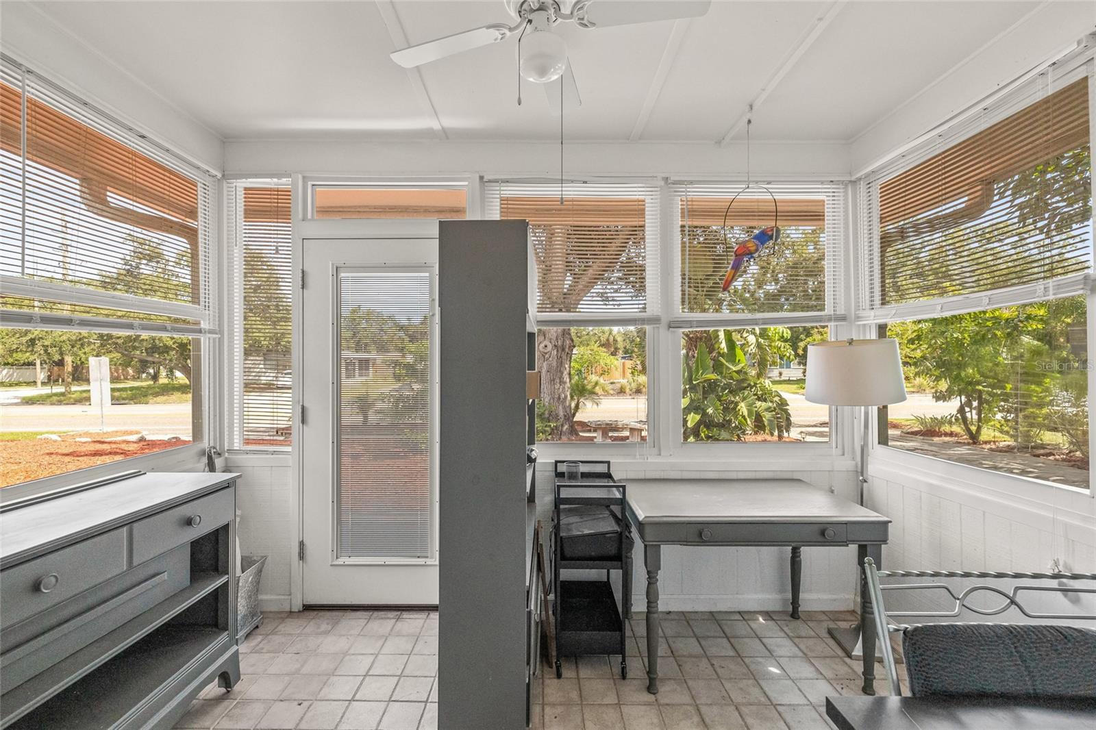 Image 21 of 39 For 7328 9th Avenue N