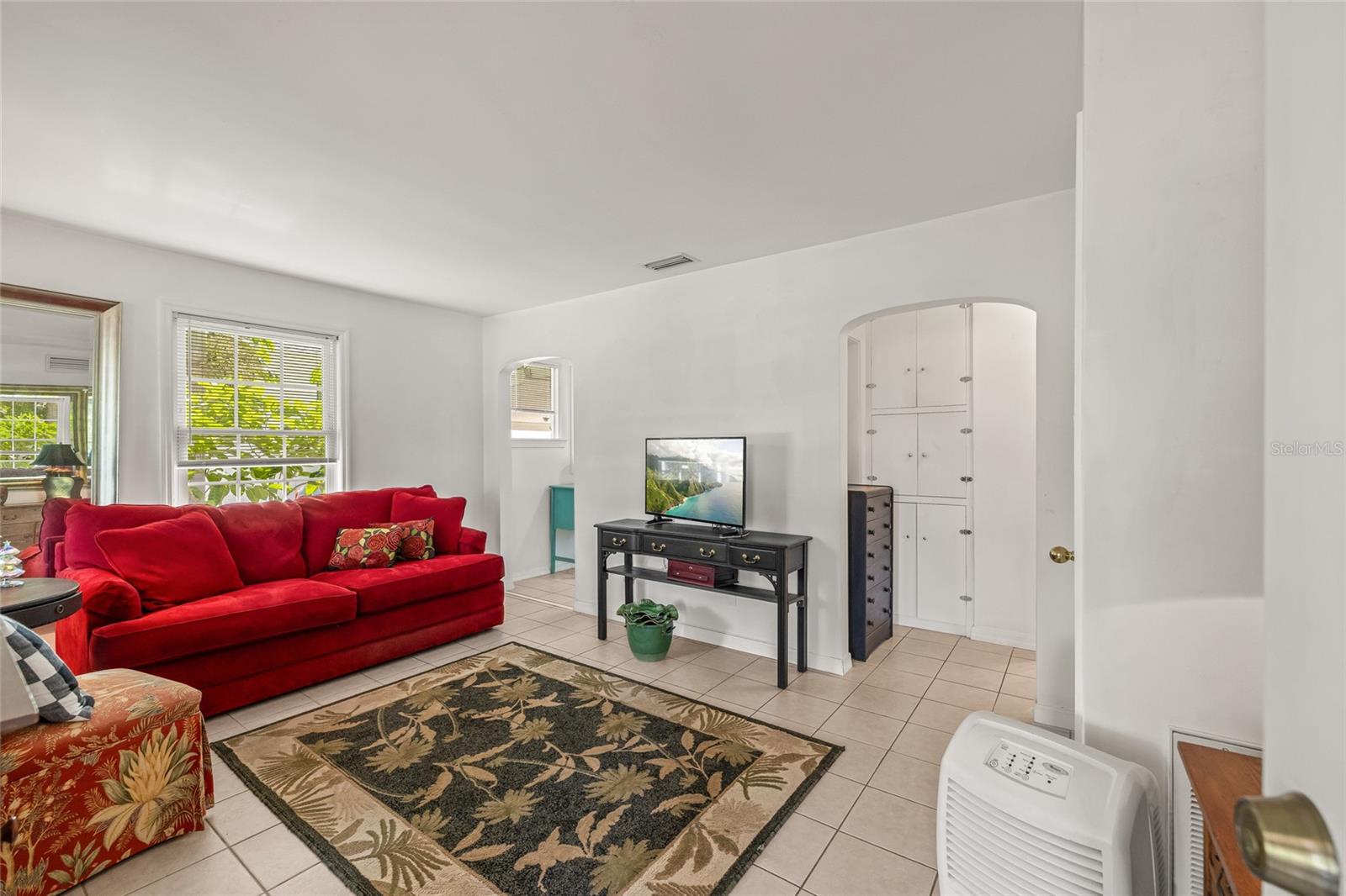 Image 3 of 39 For 7328 9th Avenue N