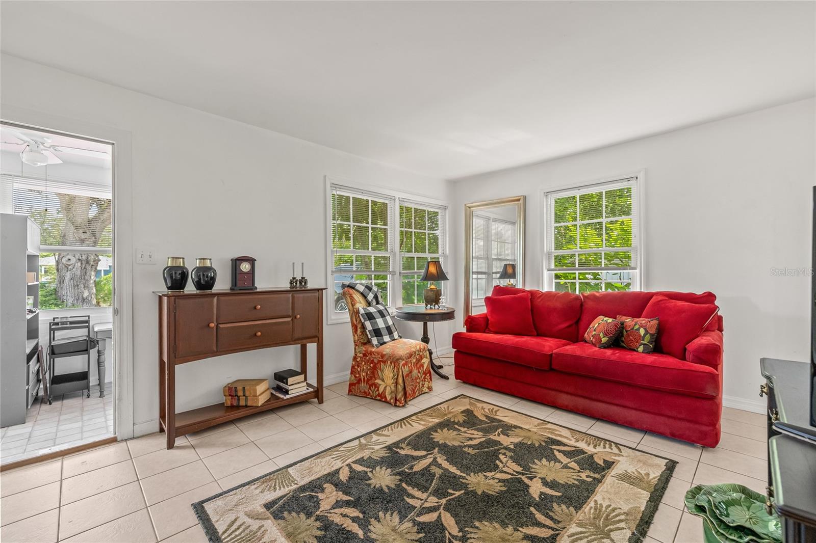 Image 6 of 39 For 7328 9th Avenue N