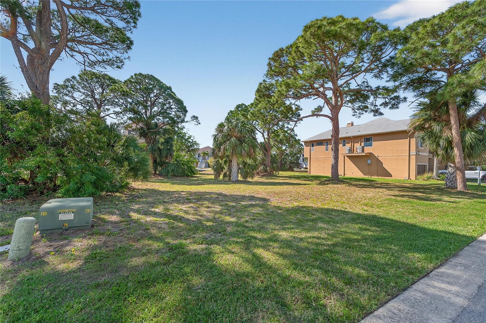 Image 7 of 25 For Harbour Watch Circle