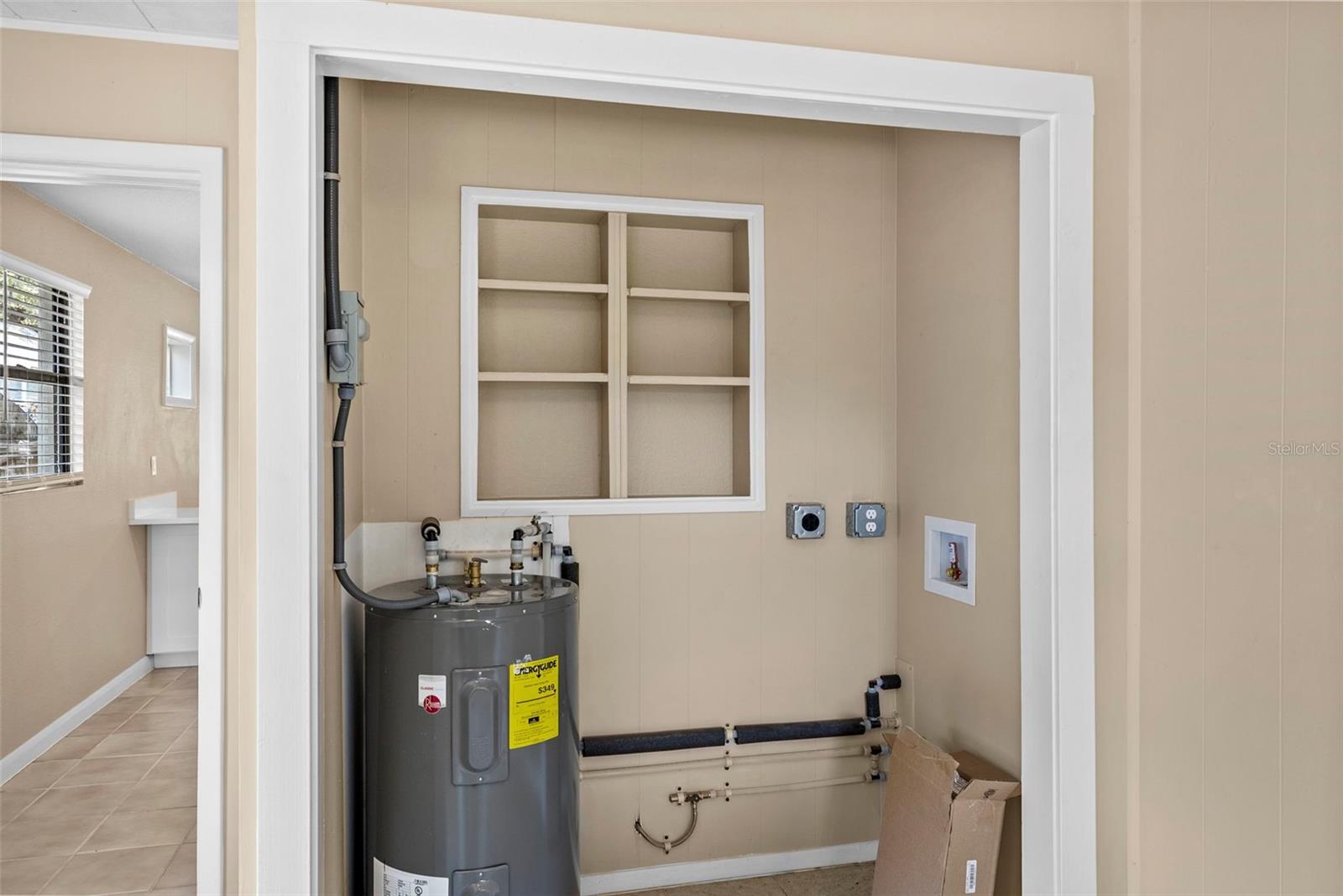 Image 24 of 36 For 1193 & 1195 Bass Boulevard