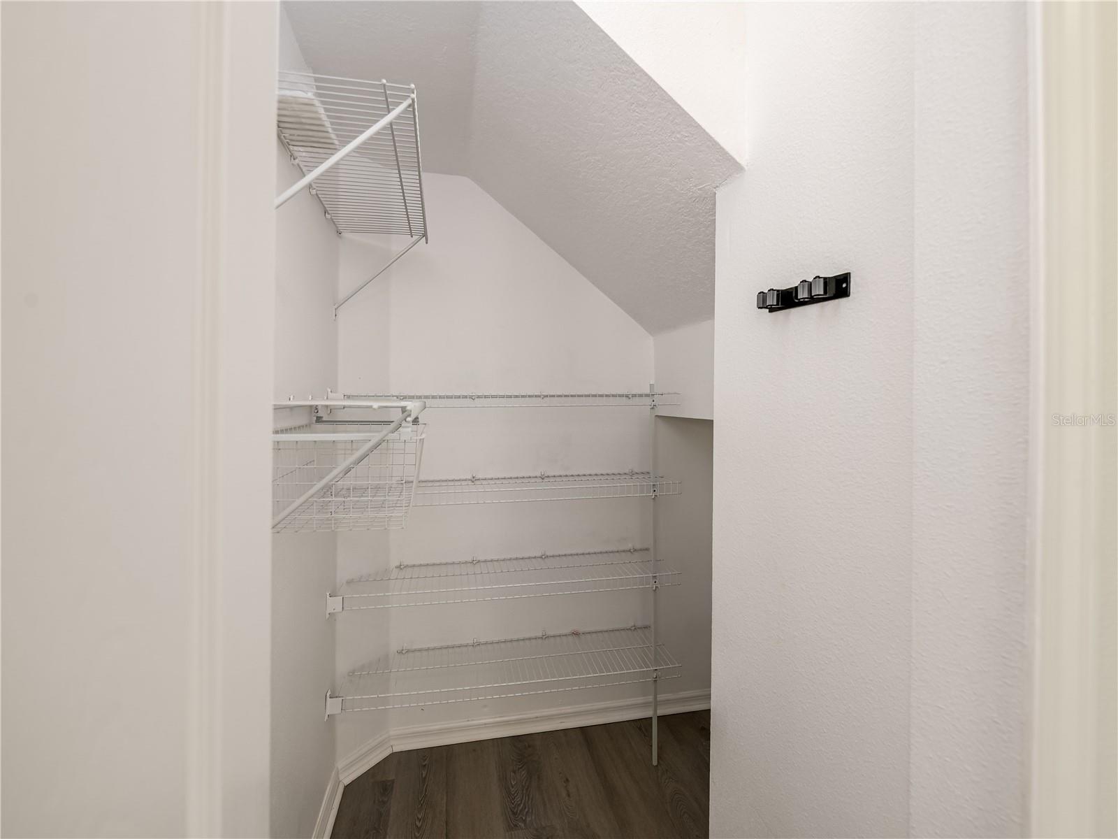 Image 10 of 33 For 9619 Carlsdale Drive