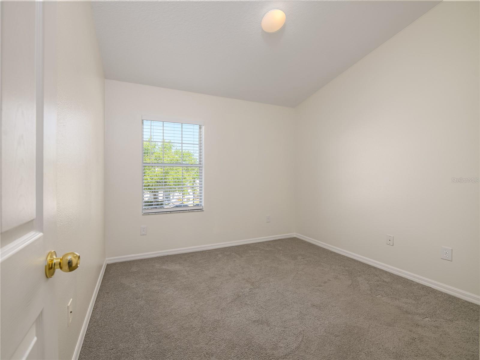 Image 15 of 33 For 9619 Carlsdale Drive