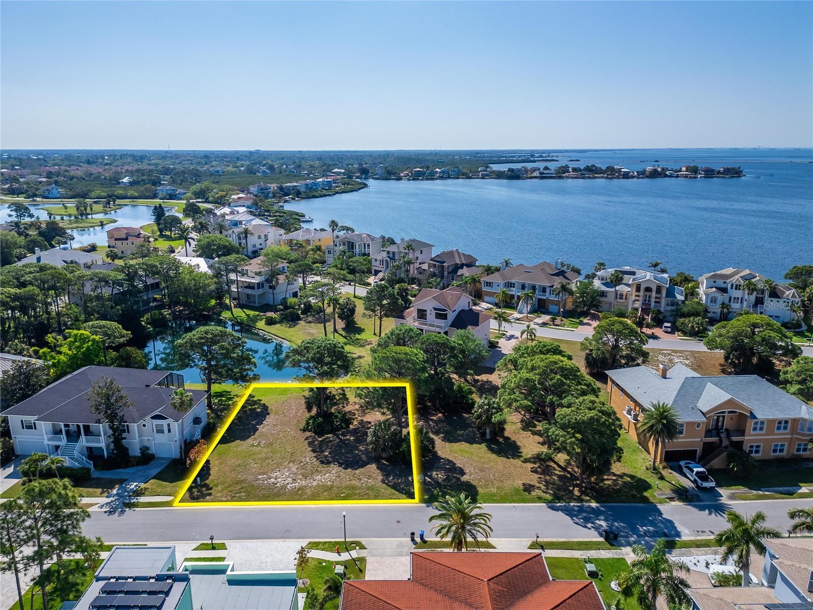 Image 16 of 24 For Harbour Watch Circle