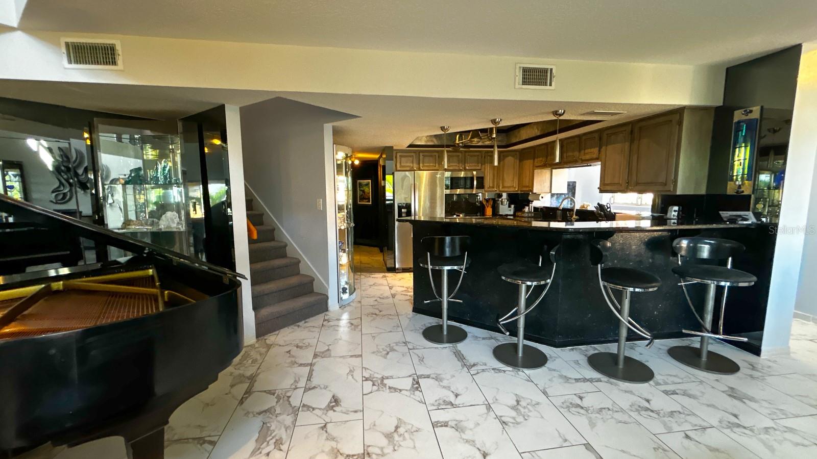 Image 15 of 59 For 1635 Royal Palm Drive S A