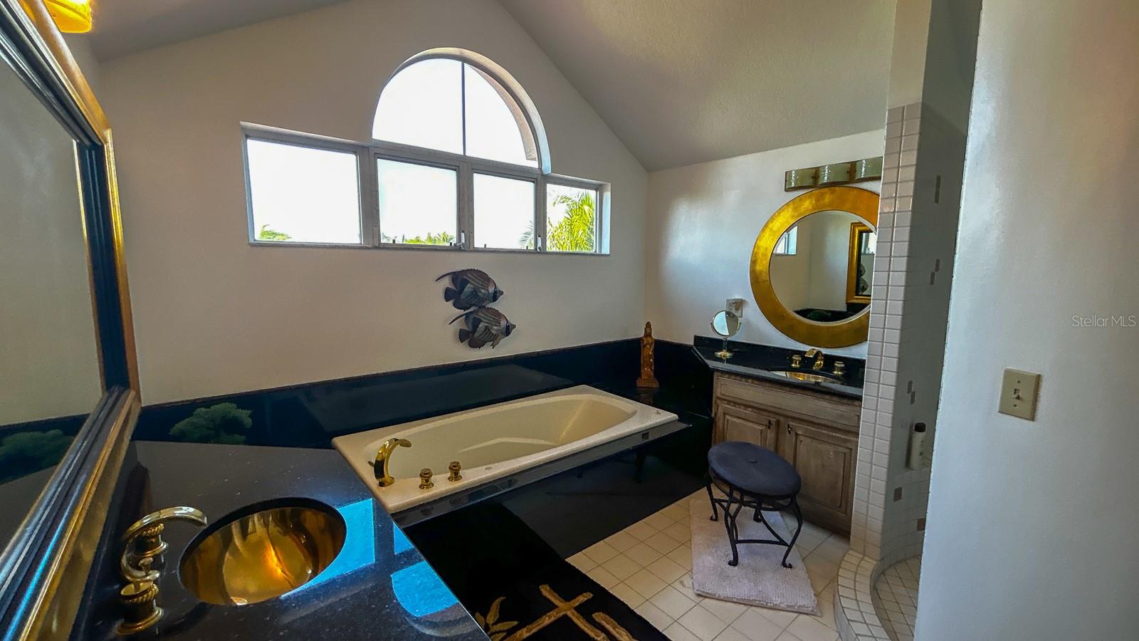 Image 25 of 59 For 1635 Royal Palm Drive S A