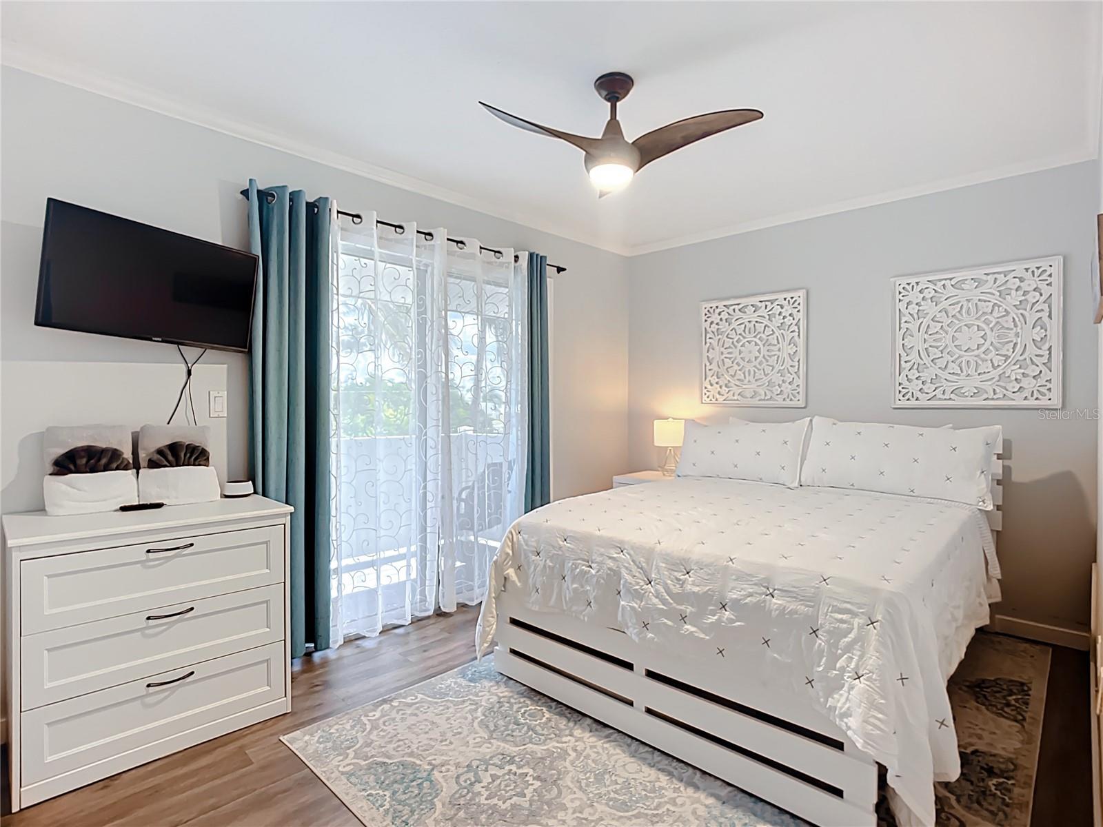 Image 18 of 51 For 3100 Gulf Drive 2