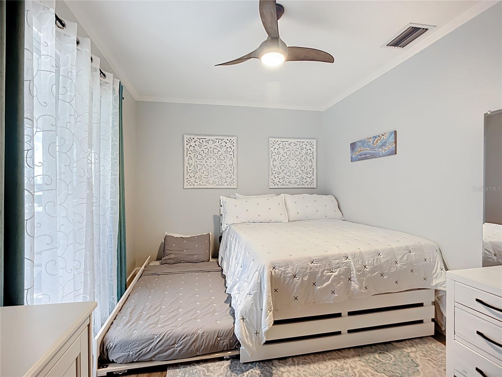 Image 20 of 51 For 3100 Gulf Drive 2