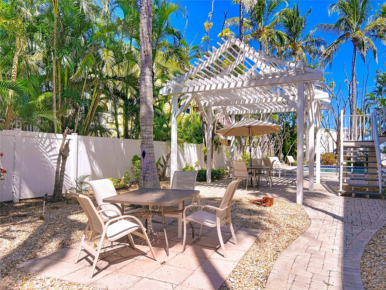 Image 36 of 51 For 3100 Gulf Drive 2