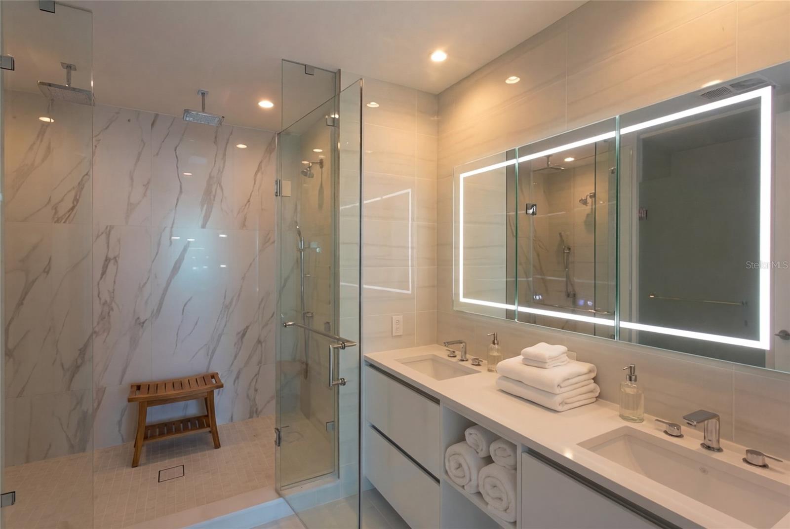 Listing photo id 8 for 400 Central Avenue 1609