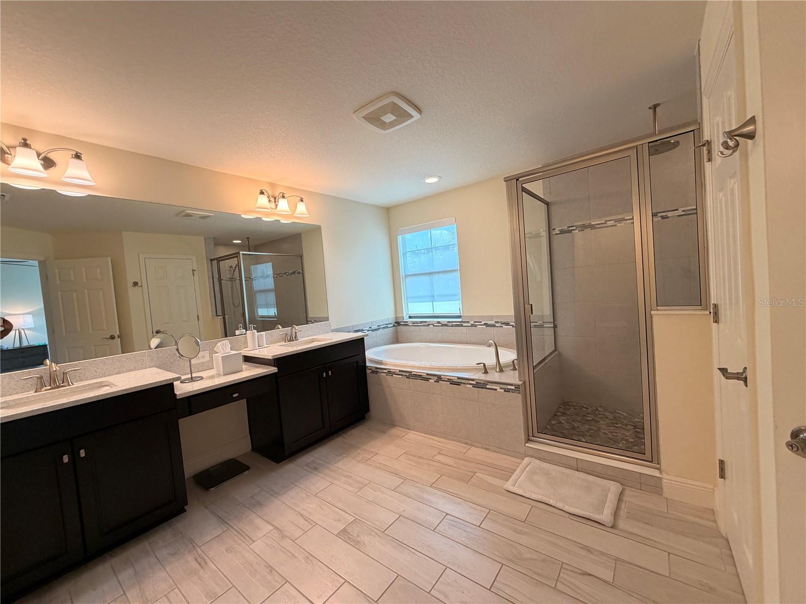 Image 31 of 55 For 12798 Munro Lane