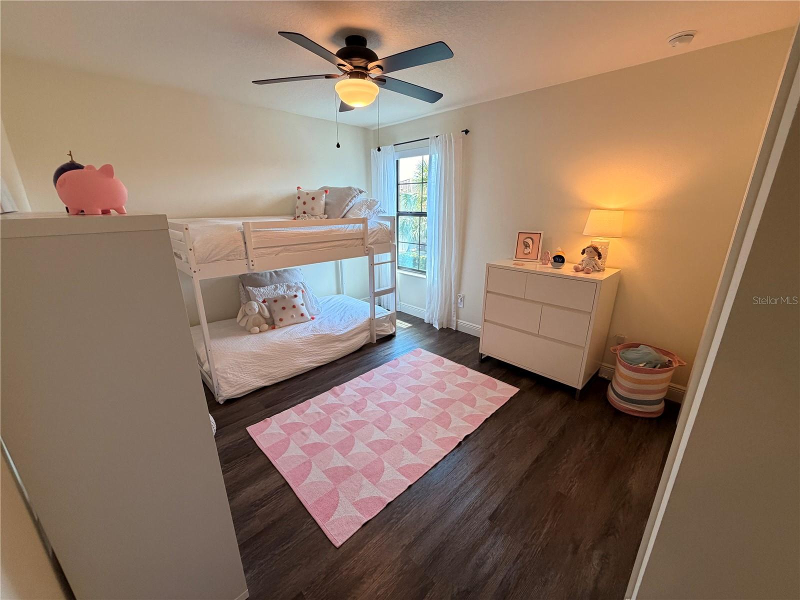 Image 40 of 55 For 12798 Munro Lane