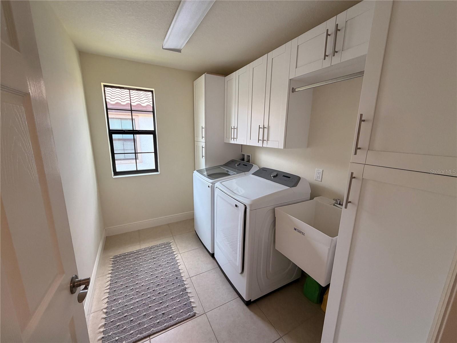 Image 48 of 55 For 12798 Munro Lane