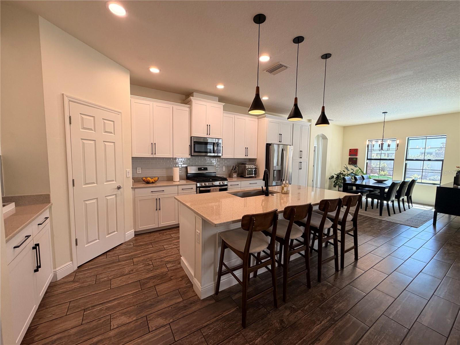 Image 5 of 55 For 12798 Munro Lane