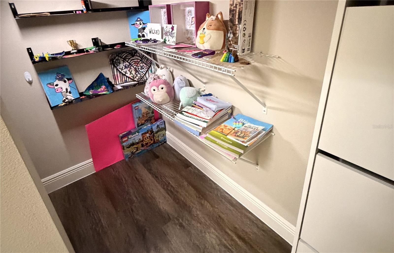 Image 50 of 55 For 12798 Munro Lane