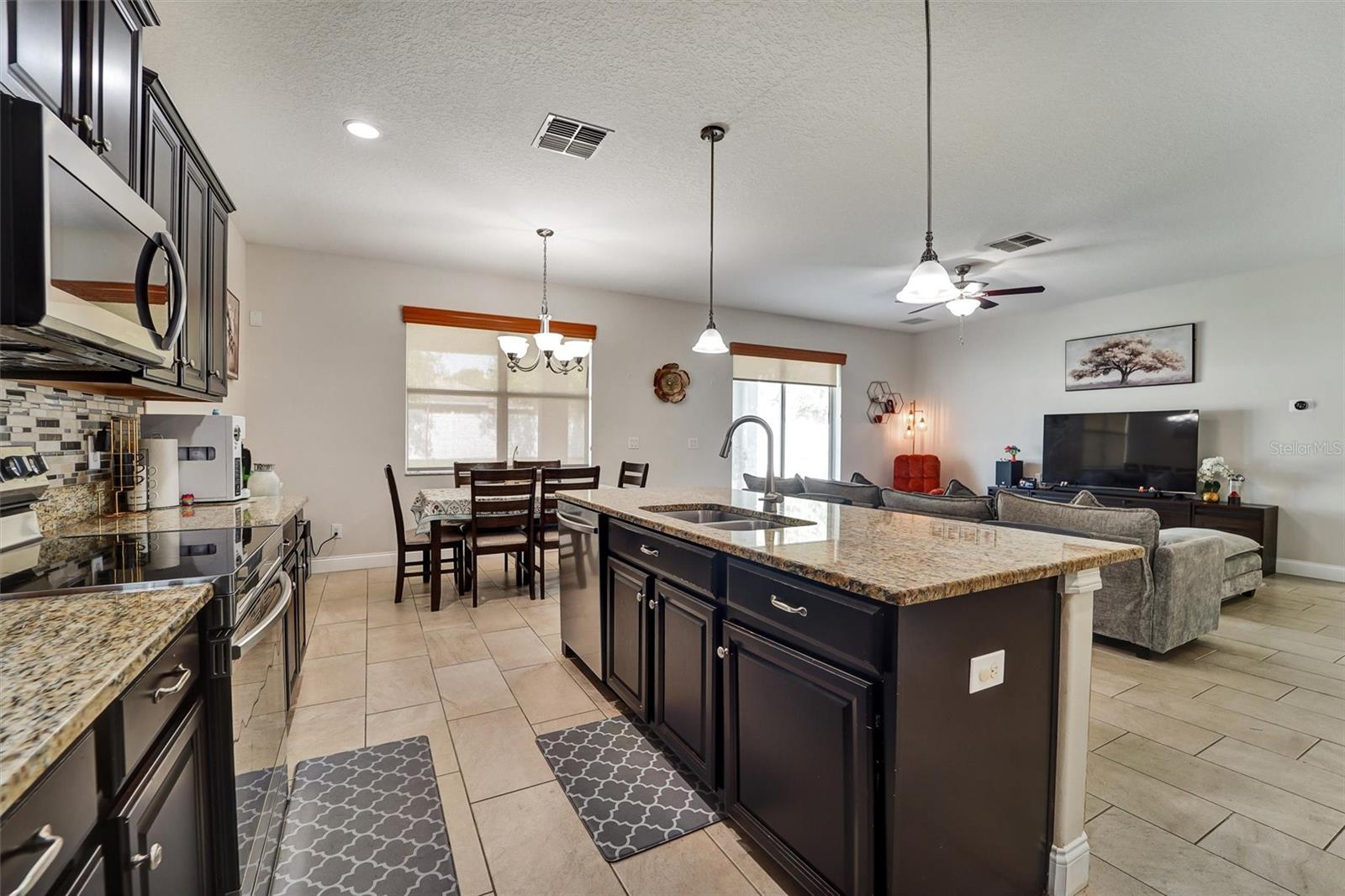 Image 12 of 33 For 20420 Autumn Fern Avenue