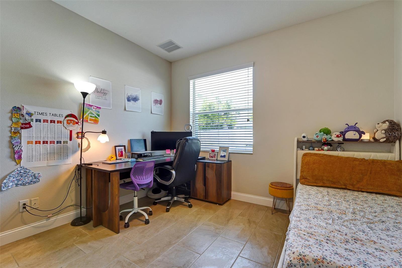 Image 13 of 33 For 20420 Autumn Fern Avenue