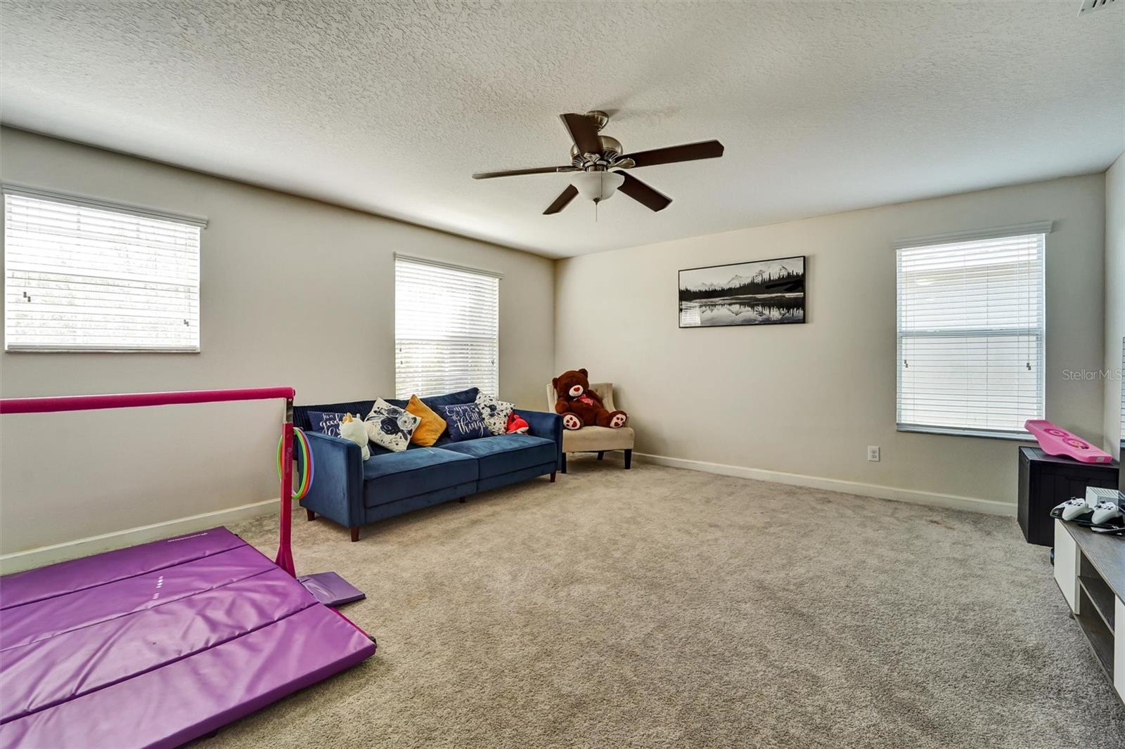 Image 17 of 33 For 20420 Autumn Fern Avenue