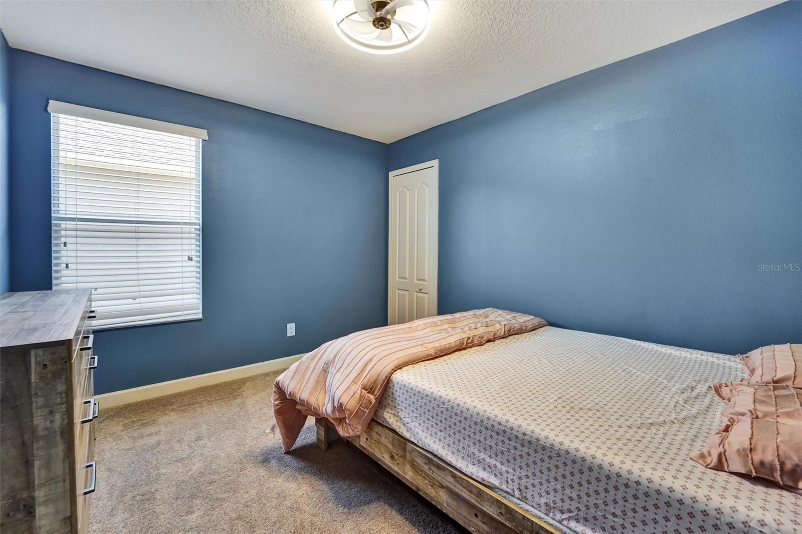 Image 18 of 33 For 20420 Autumn Fern Avenue