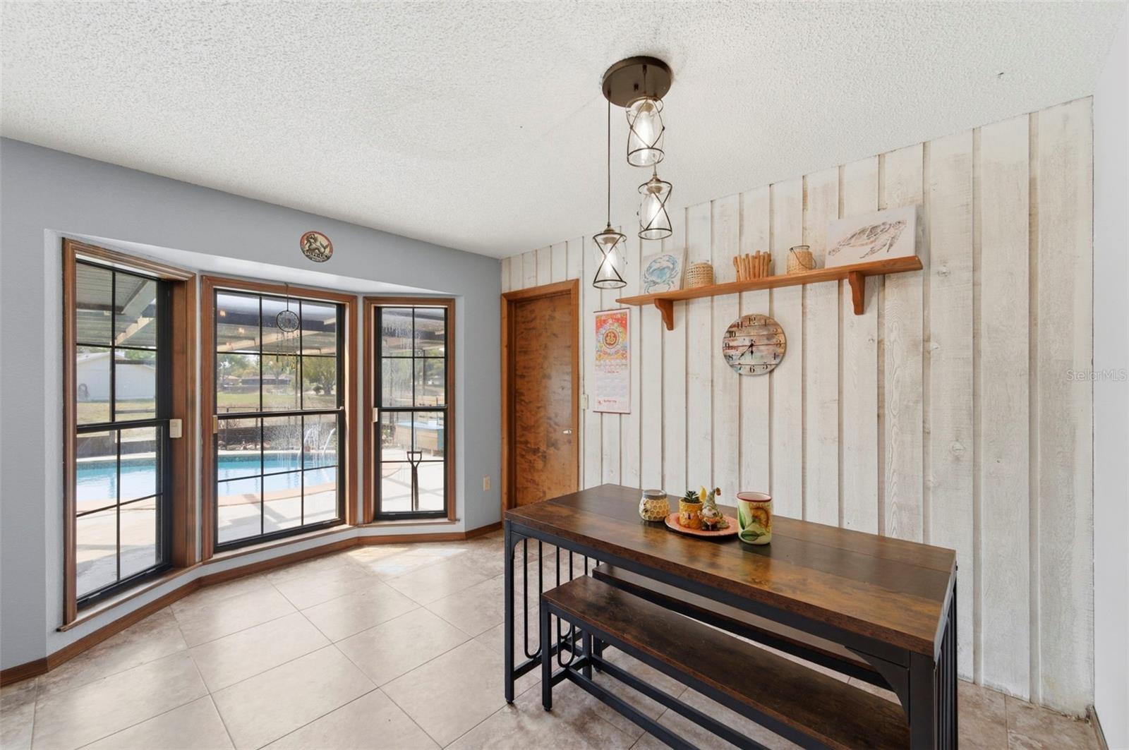 Image 11 of 30 For 8390 Dunnellon Road