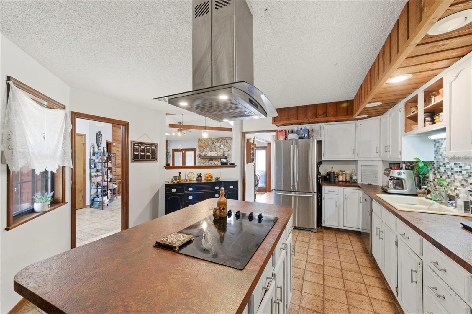 Image 14 of 30 For 8390 Dunnellon Road