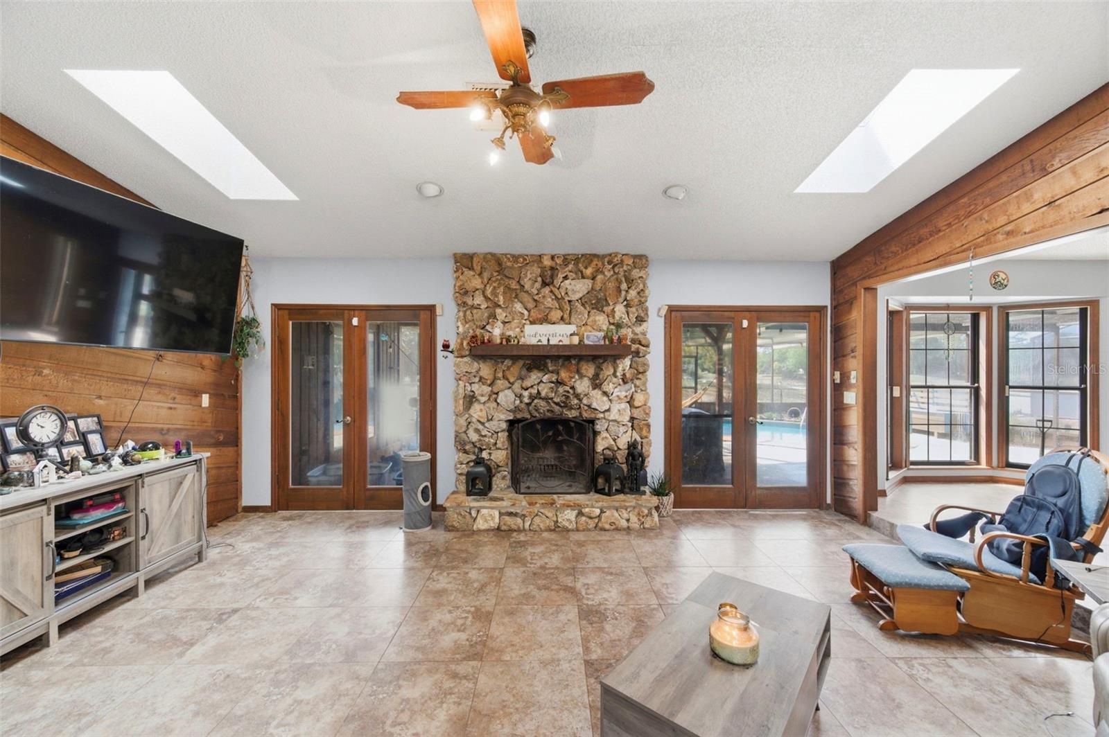 Image 6 of 30 For 8390 Dunnellon Road