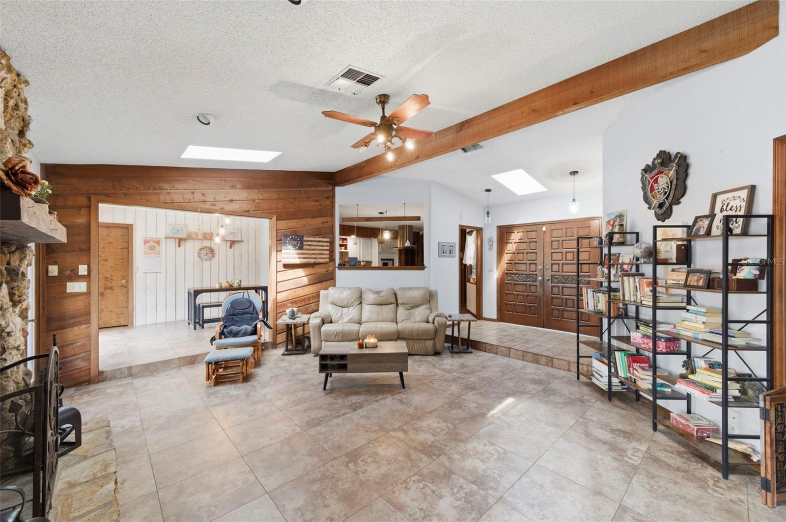 Image 7 of 30 For 8390 Dunnellon Road