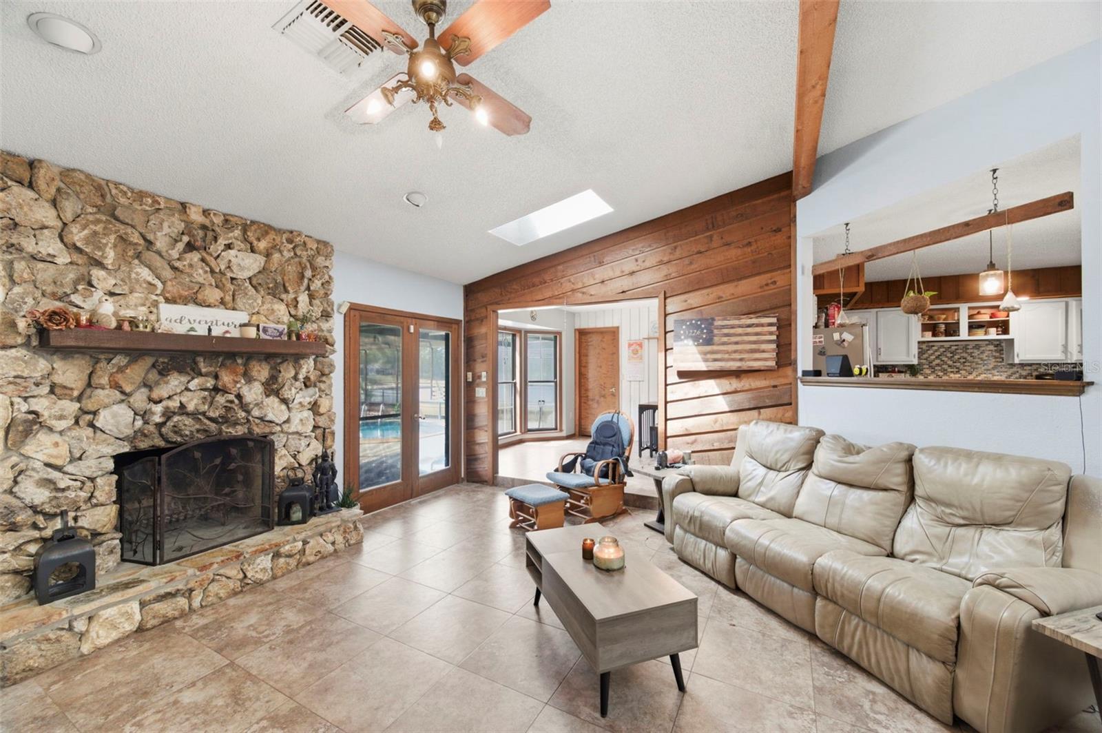 Image 8 of 30 For 8390 Dunnellon Road