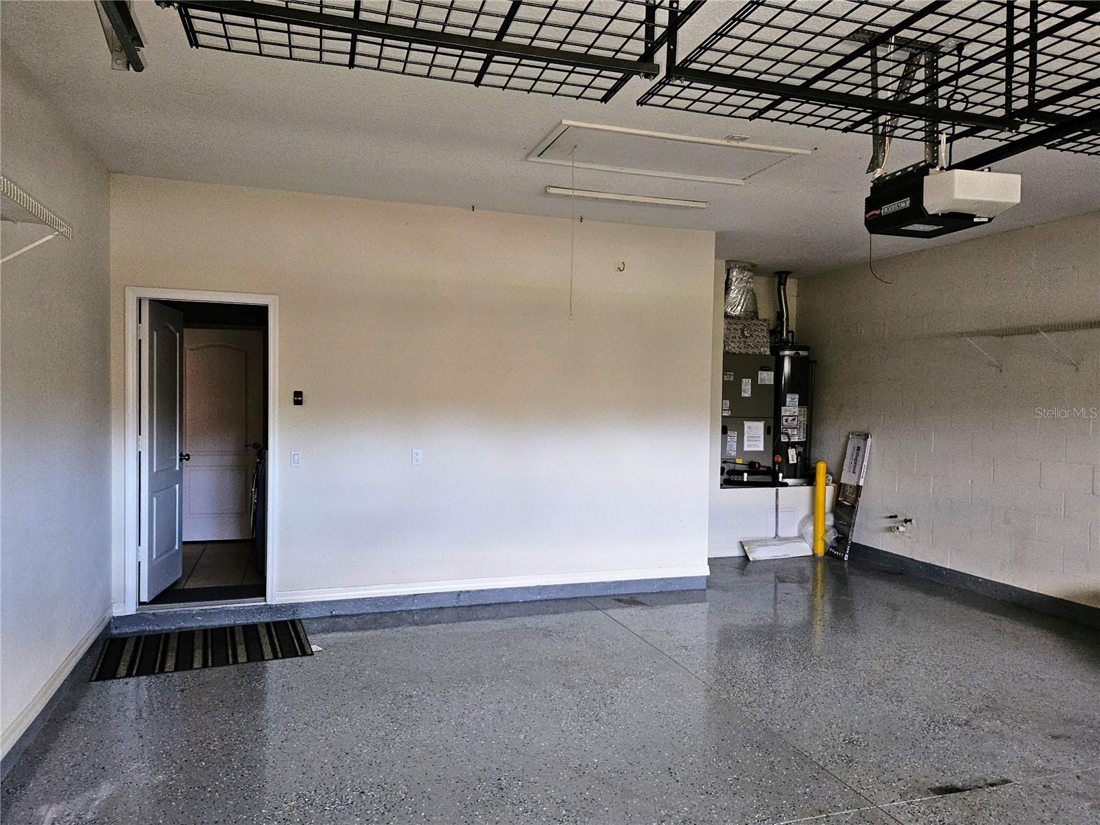 Image 43 of 60 For 12538 Cara Cara Loop