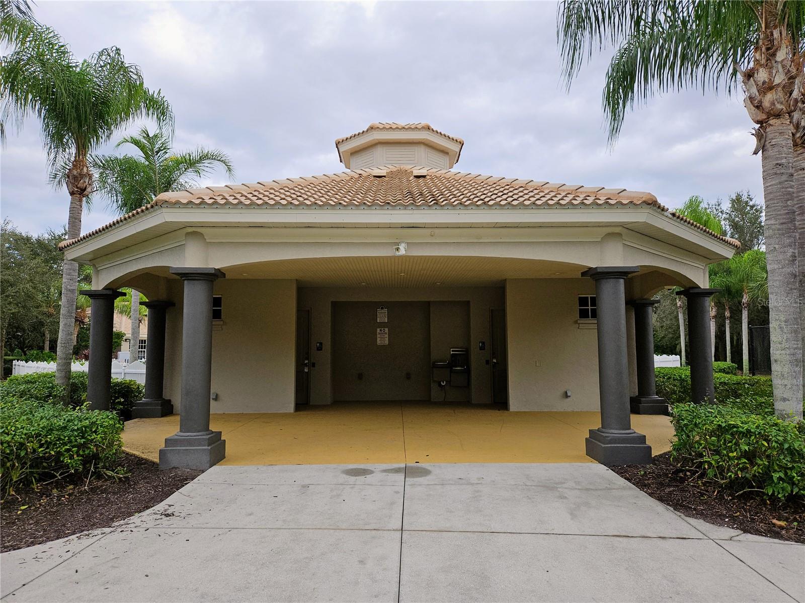 Image 44 of 60 For 12538 Cara Cara Loop