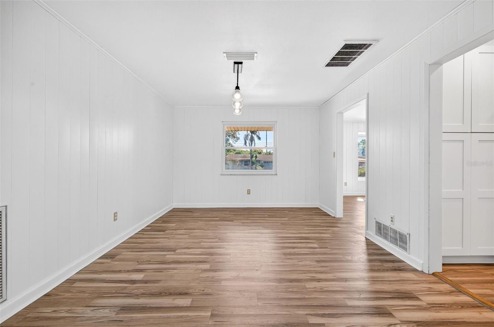 Image 13 of 60 For 1520 Keene Road