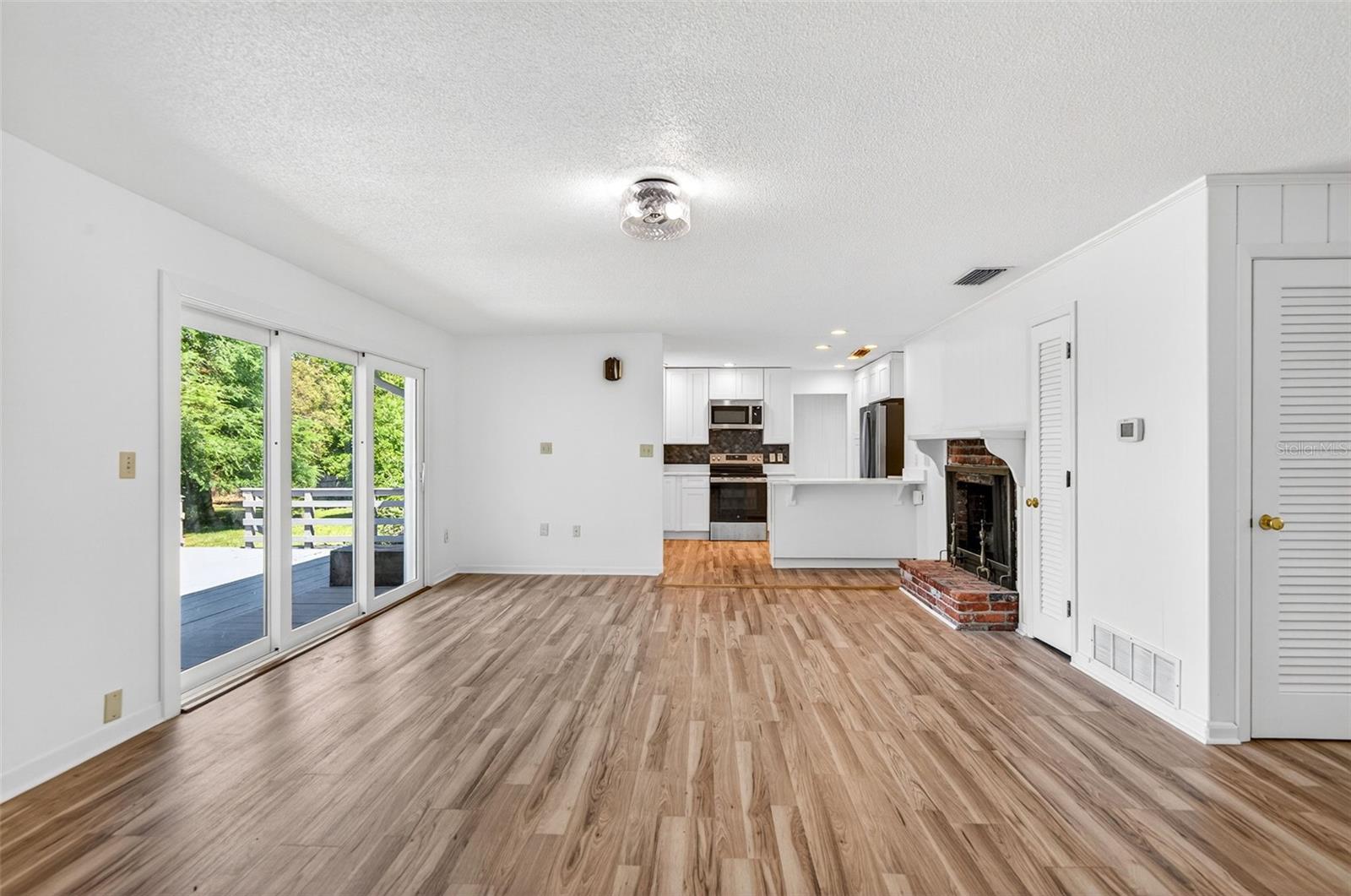 Image 14 of 60 For 1520 Keene Road